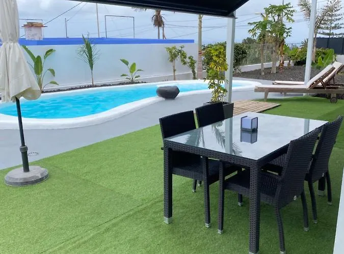 Vakantiehuis Tagoro Sunset View & Heated Pool Tenerife Santa Cruz de Tenerife