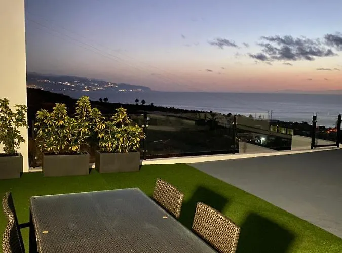 Tagoro Sunset View & Heated Pool Tenerife Vakantiehuis